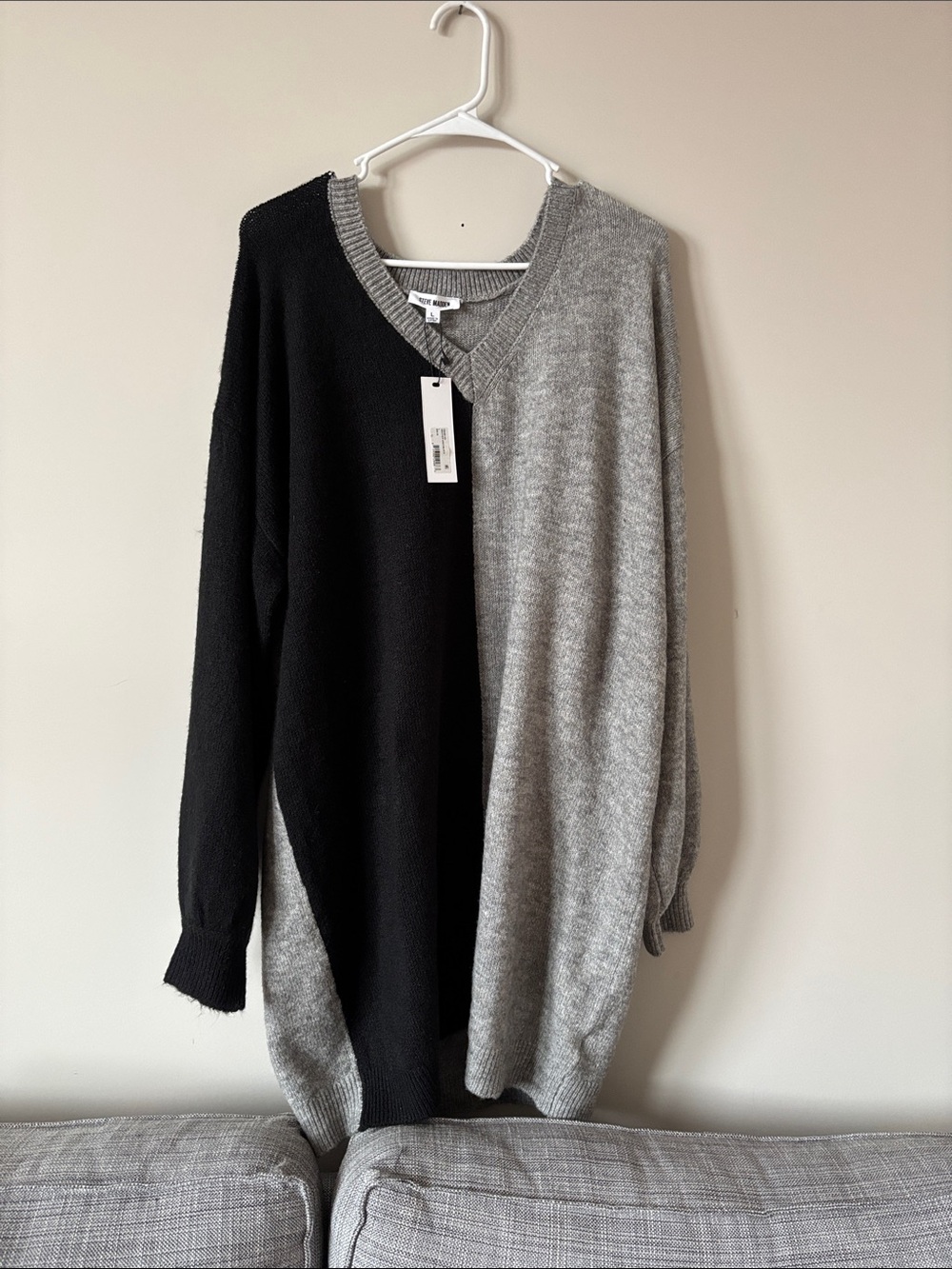 Steve Madden Black and Gray Two-Tone V-Neck Sweater